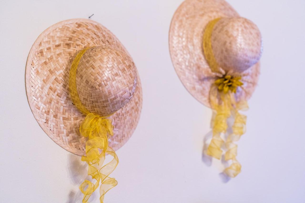 Appartamenti Le Ginestre Lupompesi Екстер'єр фото